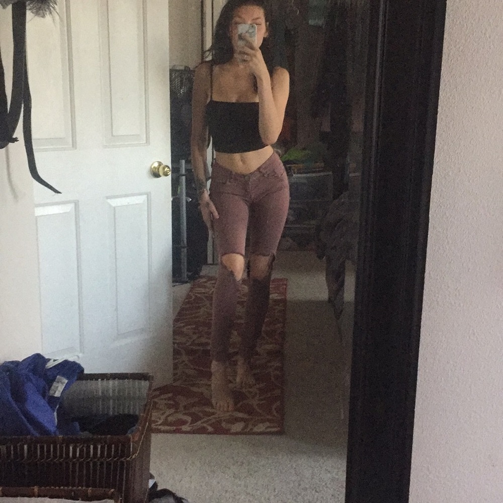 CHARLOTTE RUSSE ripped skinny jeans